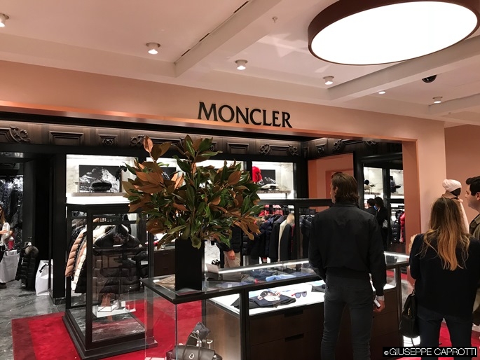 moncler outlet roma